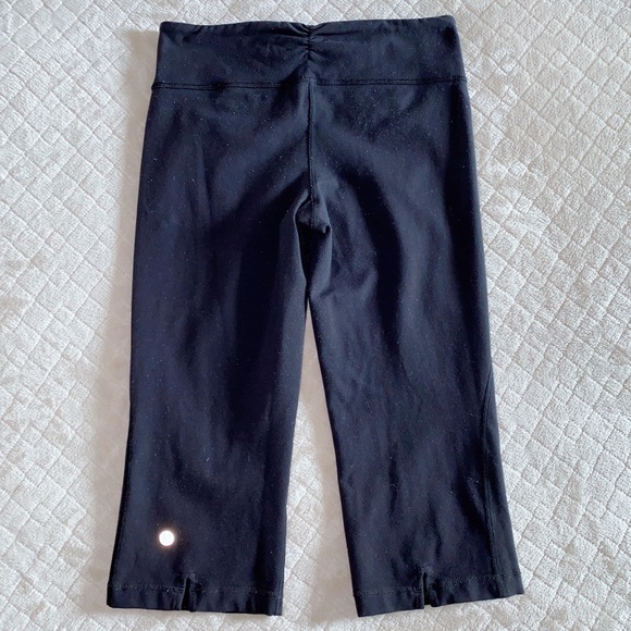 lululemon athletica Pants - Lululemon Capri wide leg leggings